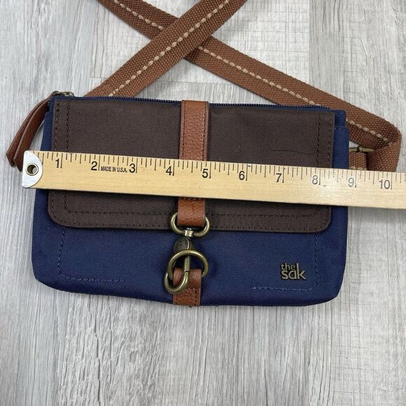 The Sak Esperato Navy Blue Brown Nylon Crossbody Purse - Picture 6 of 8